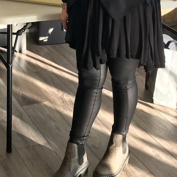 Express Faux Leather Leggings - HIgh waist- Small - Picture 2 of 5